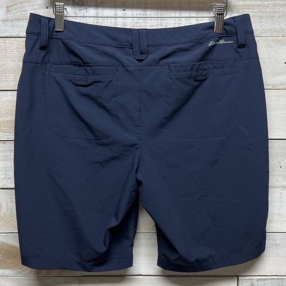 Eddie Bauer Bermuda Shorts Womens 10 Blue Pocket Stretch Hiking Camping Walking - Picture 1 of 10
